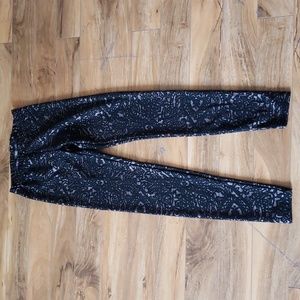 Suzy Shier dressy leggings